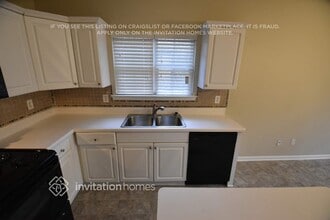 1351 Dillon Rd in Austell, GA - Foto de edificio - Building Photo