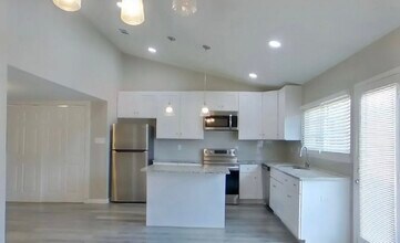 490 Justice Dr in Cedar Hill, TX - Building Photo - Building Photo