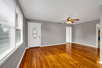 3400 W Lee St in Pensacola, FL - Building Photo - Building Photo