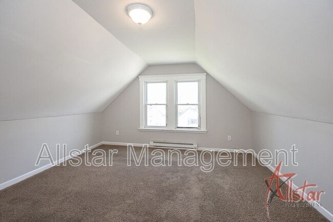 2086 W 104th St in Cleveland, OH - Building Photo - Building Photo