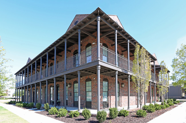 2130 11th St in Tuscaloosa, AL - Foto de edificio - Building Photo