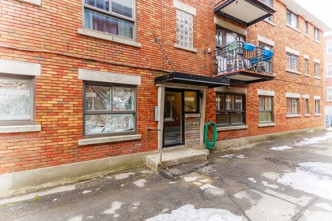 415 Première Av in Verdun, QC - Building Photo - Building Photo