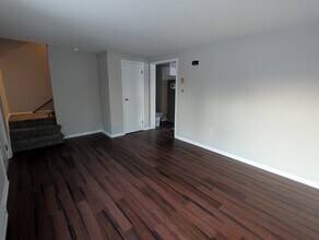 412 Vley Rd, Unit 414 in Schenectady, NY - Building Photo - Building Photo