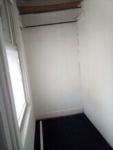 153 Main St, Unit Huge Sunny 1-Bdrm in Cohoes, NY - Building Photo - Building Photo