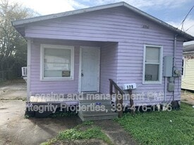 129 Ambroise St in Lafayette, LA - Building Photo