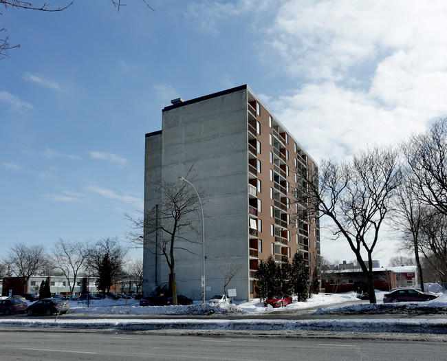 40-50 Sacré-Coeur in Gatineau, QC - Building Photo - Primary Photo