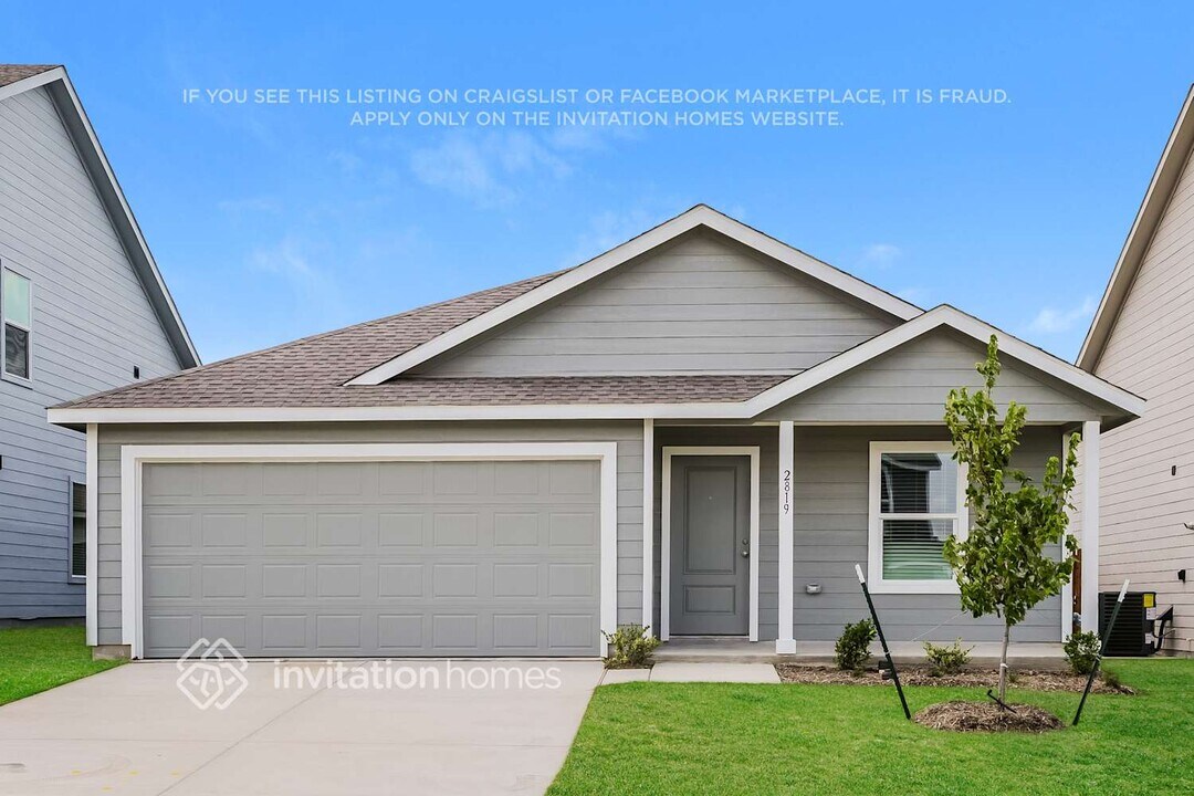 2819 Tennessee Walker Wy in Crandall, TX - Building Photo