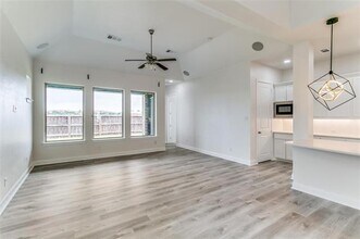 523 Paddock Way in Irving, TX - Building Photo - Building Photo