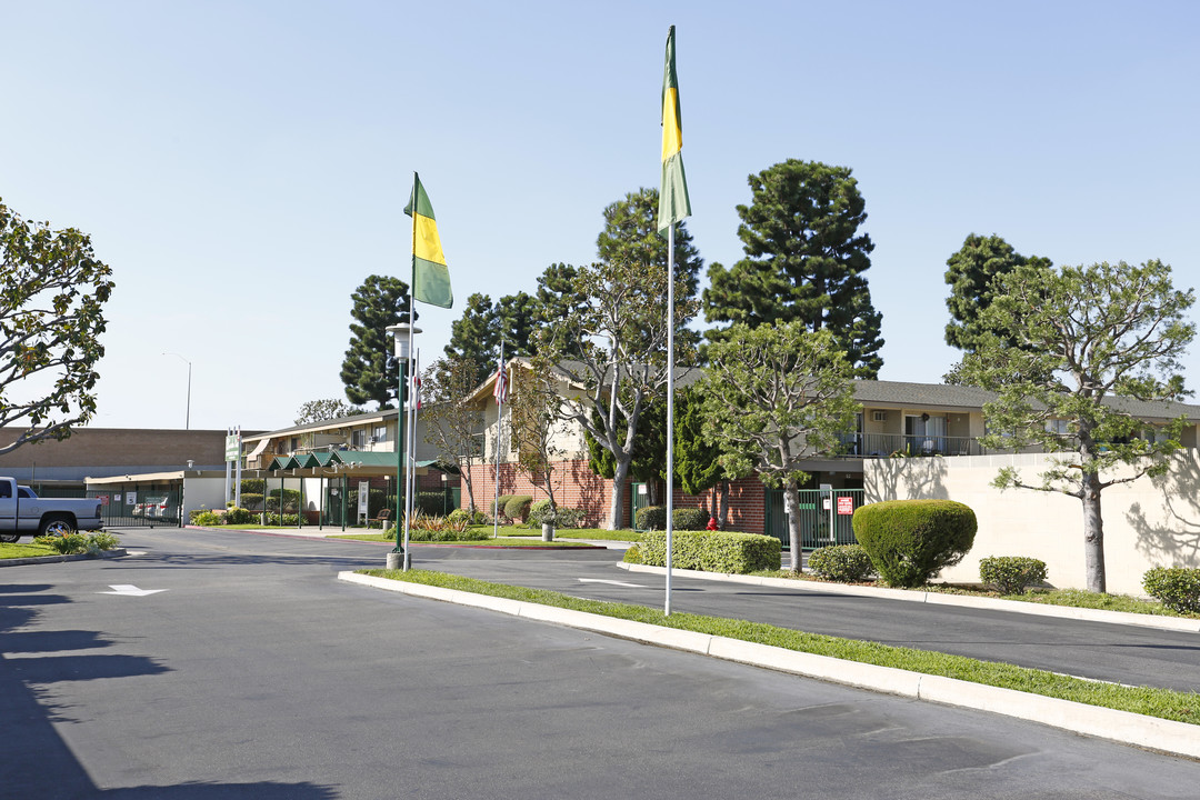 Garden View Apartments in Garden Grove, CA - Foto de edificio