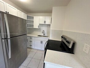 717 NW 5th Ave in Pompano Beach, FL - Building Photo - Building Photo
