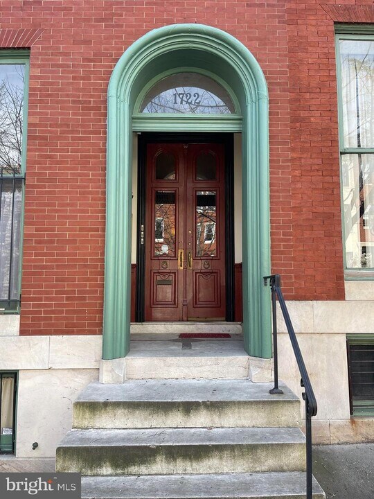 1722 Bolton St Photo