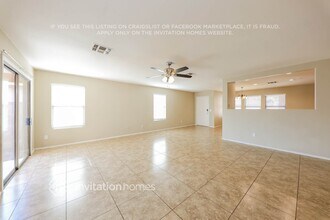 11526 W Wethersfield Rd in El Mirage, AZ - Building Photo - Building Photo