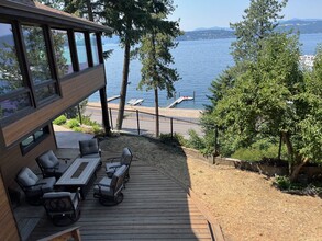 1835 S Silver Beach Rd in Coeur d'Alene, ID - Building Photo - Building Photo