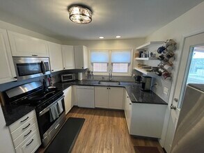 1240 Cannon St in Helena, MT - Foto de edificio - Building Photo