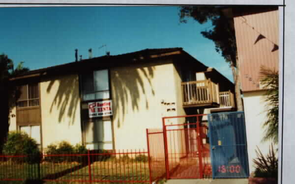 1524 N Stanton Pl in Long Beach, CA - Foto de edificio - Building Photo