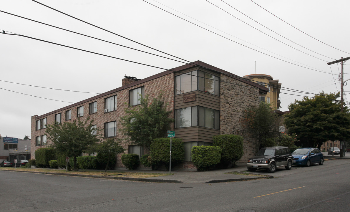 The Bonneville Apartments in Seattle, WA - Foto de edificio