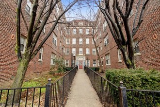 Locust Towers in Philadelphia, PA - Building Photo - Building Photo