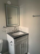 4015 W Adams Blvd in Los Angeles, CA - Building Photo - Building Photo