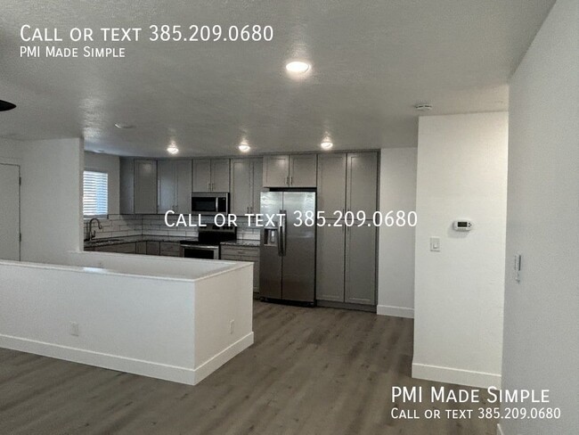 258 1200 W in Provo, UT - Foto de edificio - Building Photo