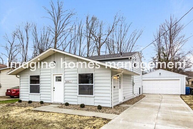 5441 Cornell Ave, Unit AUCPHU in North Ridgeville, OH - Foto de edificio - Building Photo
