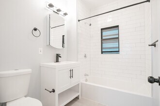 344 Saratoga St, Unit 2 in Boston, MA - Building Photo - Building Photo