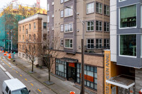 326 Queen Anne Ave in Seattle, WA - Foto de edificio - Building Photo