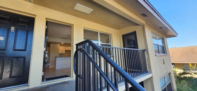2501 Harn Blvd, Unit H39, Unit H39