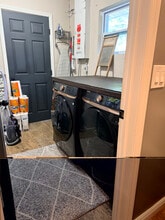 1210 40th Ave in Vero Beach, FL - Foto de edificio - Building Photo