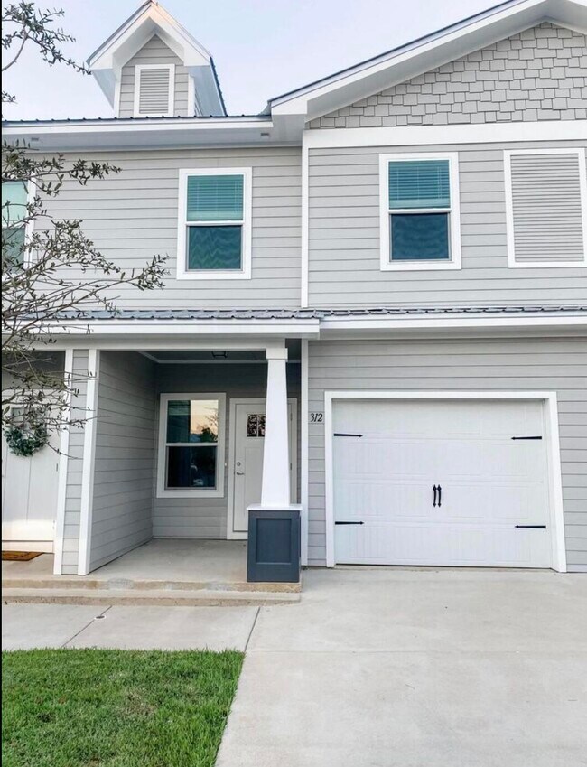 312 N Sand Palm Rd in Freeport, FL - Building Photo - Building Photo