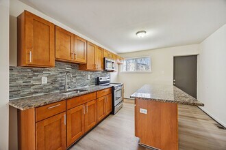 5725 Race St in Philadelphia, PA - Foto de edificio - Building Photo