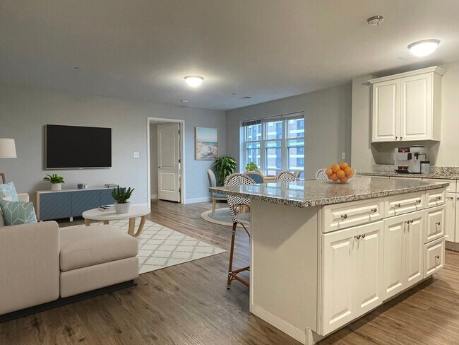 2 Florence St, Unit #511 in Malden, MA - Building Photo - Building Photo