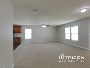 3364 Canyon Falls Dr in Green Cove Springs, FL - Building Photo - Building Photo