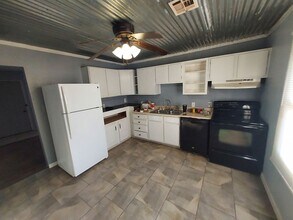 3928 Teal Dr in Del City, OK - Building Photo - Building Photo