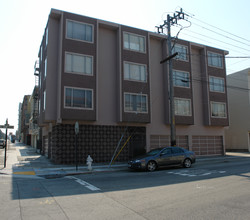 1200 18th Ave in San Francisco, CA - Foto de edificio - Building Photo