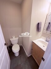 2555 S 400 E in South Salt Lake, UT - Foto de edificio - Building Photo