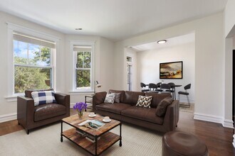 1928 N Humboldt Blvd in Chicago, IL - Building Photo - Building Photo