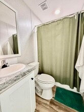 8002 SE Skylark Ave in Hobe Sound, FL - Building Photo - Building Photo