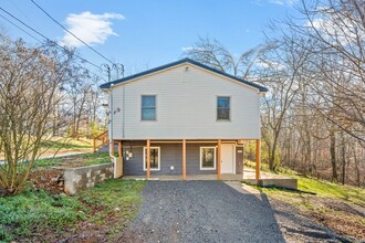 1642 Keesee Rd in Clarksville, TN - Building Photo - Building Photo