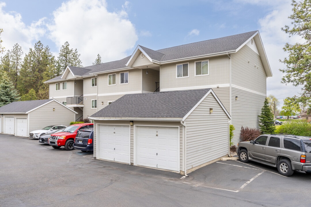 Courts At Indian Canyon in Spokane, WA - Building Photo