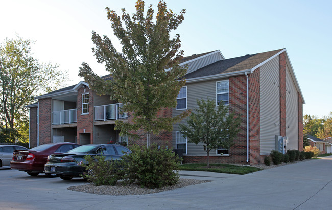 Tyler Terrace in Fort Wayne, IN - Building Photo - Building Photo