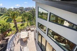 3727 Lakebriar Pl in Santa Rosa, CA - Building Photo - Building Photo