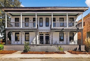 316 W 42nd St in Savannah, GA - Building Photo
