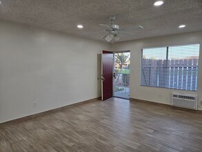 4743 Jackson St in Riverside, CA - Building Photo - Building Photo