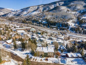 2448 Garmisch Dr in Vail, CO - Building Photo - Building Photo