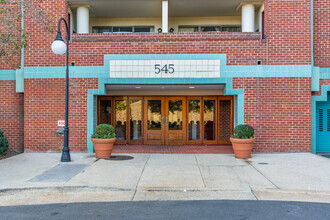 545 E Braddock Rd in Alexandria, VA - Building Photo - Building Photo