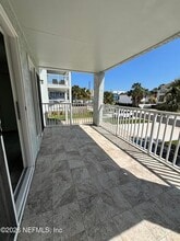 221 6th St S in Jacksonville Beach, FL - Building Photo - Building Photo