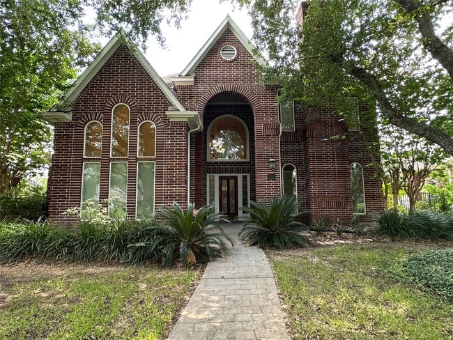 property at 3206 Oakland Dr