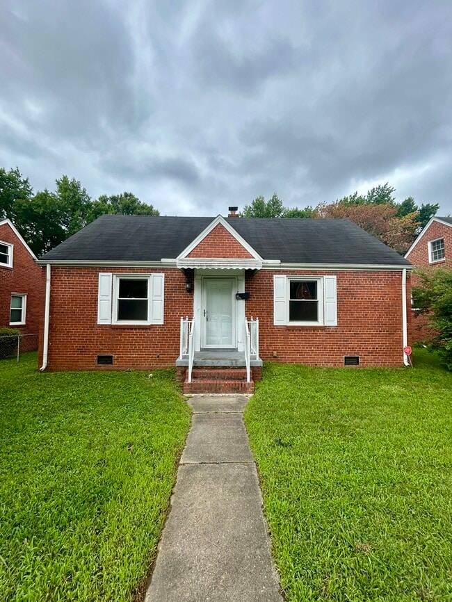 property at 1606 Gunn St