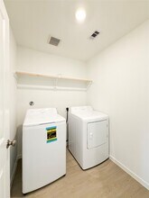 15679 Plum Brk Dr in Conroe, TX - Building Photo - Building Photo