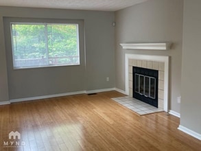 4403 Honeywood Ct in Columbus, OH - Building Photo - Building Photo